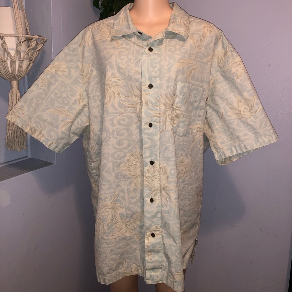 Solitude Hawaiian styled Button shirt Large Mens cotton
